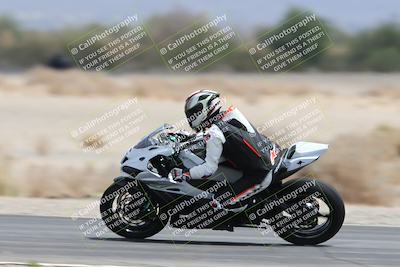 media/May-05-2025-Moto Forza (Mon) [[3c1838c5e5]]/2-B Group/Session 3 (Panning Test Turn 14 Inside)/